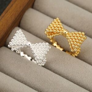 Delicate Bow Ring in Gold or Silver - Adjustable